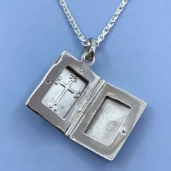 Medaljon i sølv