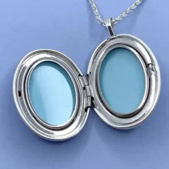 Oval 20 x 25 mm medaljon i sølv