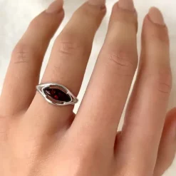 Oval ring i sølv