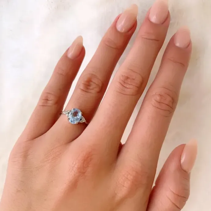 Oval ring i sølv