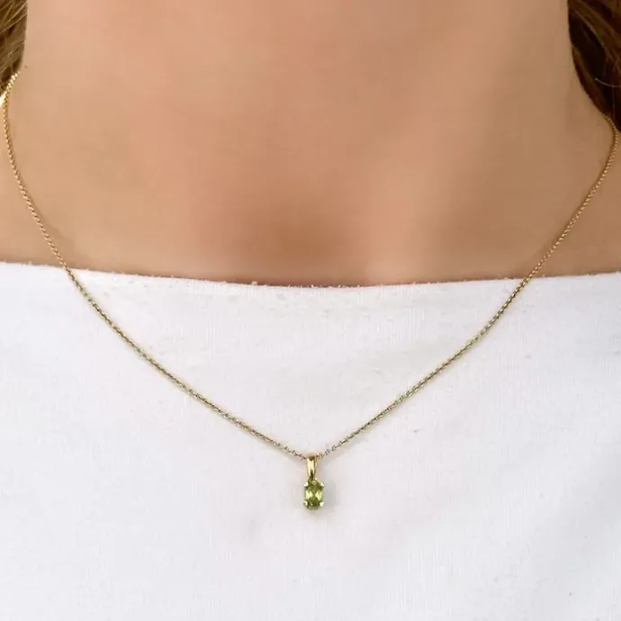 Peridot vedhæng i 14 karat guld