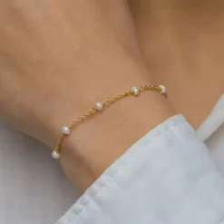Perle armbånd i forgyldt sølv x 4 mm