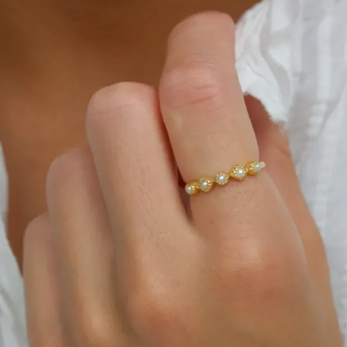 Perle ring i forgyldt sølv