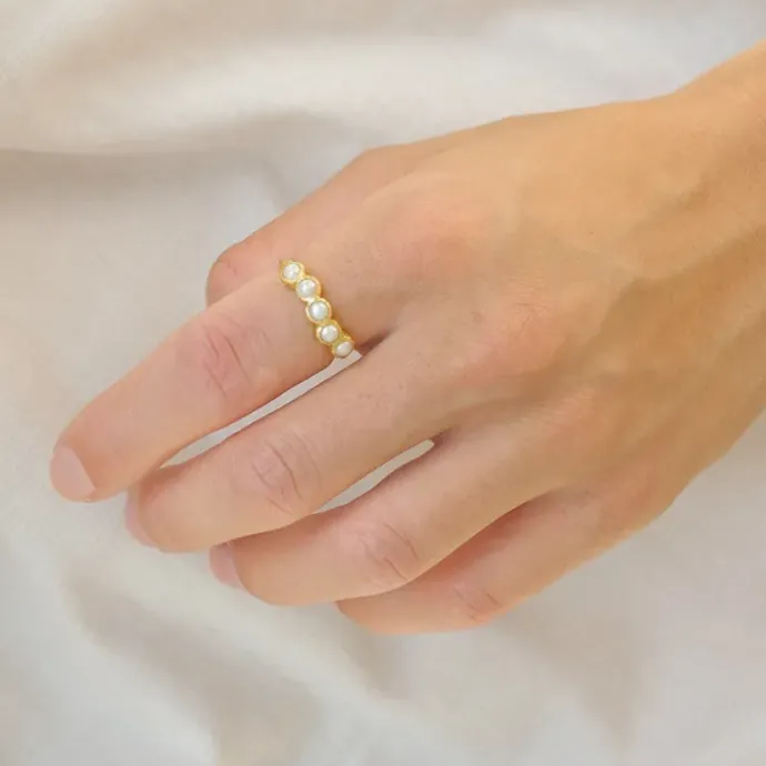 Perle ring i forgyldt sølv