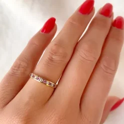 Pink safir brillantring i 14 karat guld 0,109 ct 0,18 ct 0,06 ct