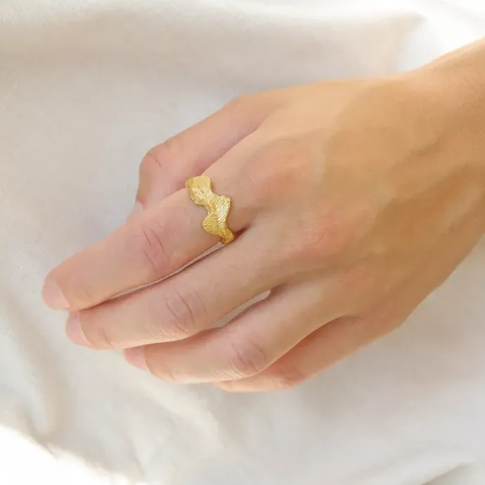 Ring i forgyldt sølv