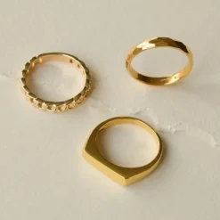 Ring i forgyldt sølv