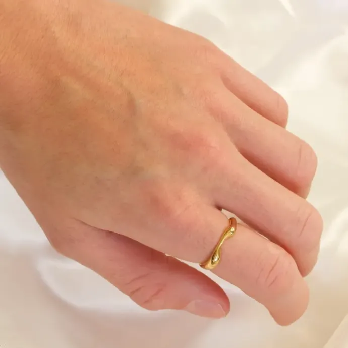 Ring i forgyldt sølv