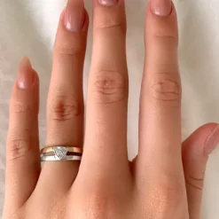 Ring i sølv med 8 karat guld