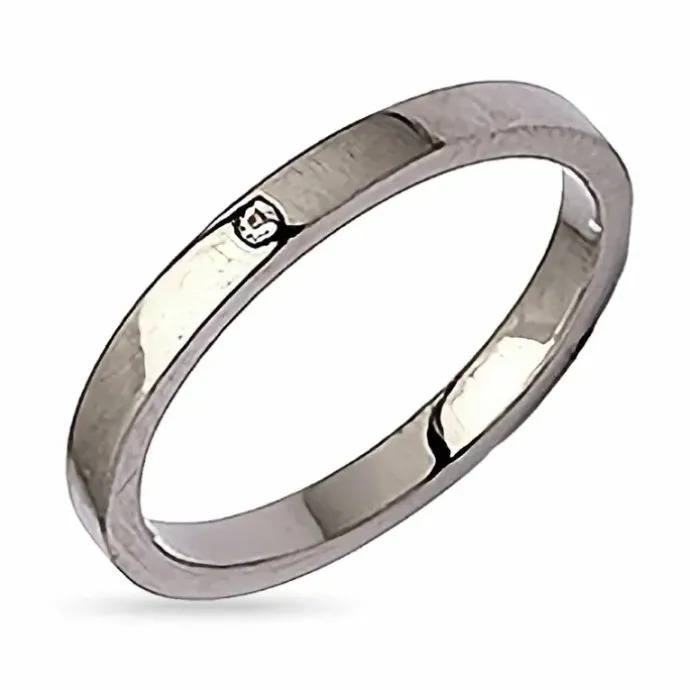 Ring i sort rhodineret sølv