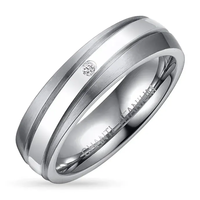 Ring i titanium og sølv