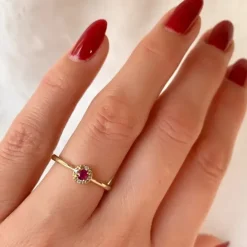 Rubin brillantring i 14 karat guld 0,147 ct 0,02 ct