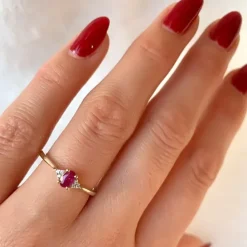 Rubin diamantring i 14 karat guld 0,35 ct 0,03 ct