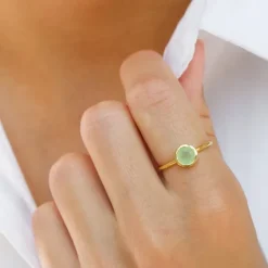 Rund prehnite ring i forgyldt sølv