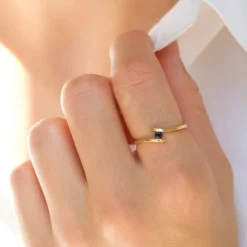 Safir ring i 9 karat guld 0,10 ct