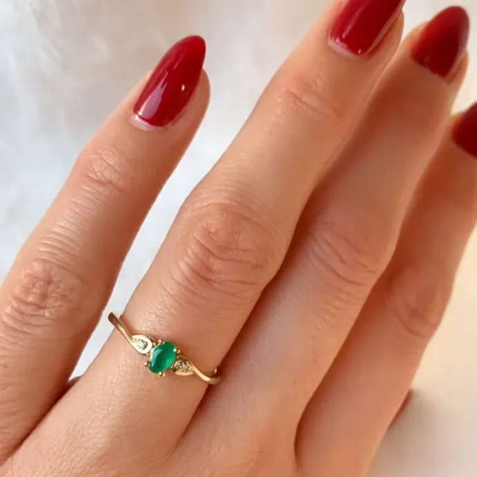 Smaragd diamantring i 14 karat guld 0,25 ct 0,008 ct