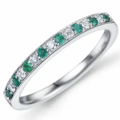 Smaragd ring i 14 karat hvidguld 0,08 ct 0,10 ct
