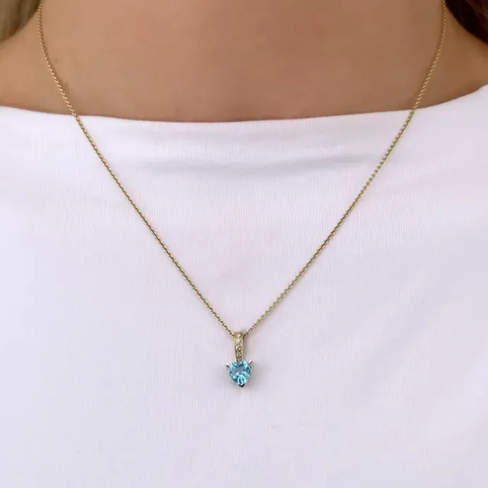 Topas diamantvedhæng i 9 karat guld 0,03 ct 1,00 ct