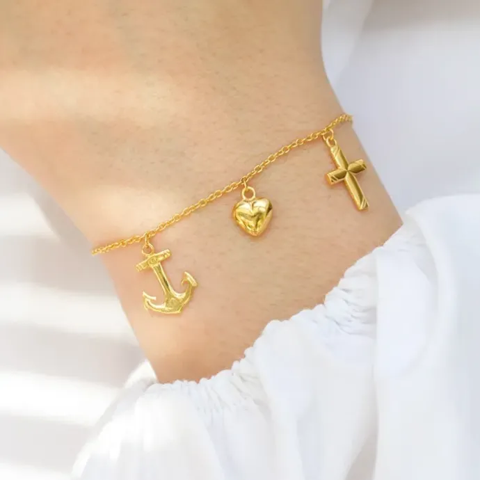 Tro-håb-kærlighed armbånd i forgyldt sølv