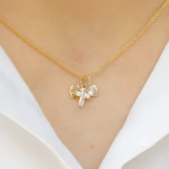 Tro-håb-kærlighed zirkon vedhæng i 9 karat guld