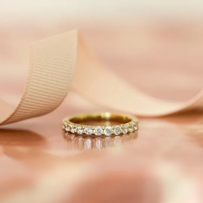 Zirkon ring i 9 karat guld