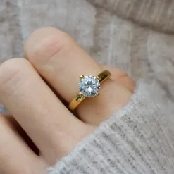 Zirkon ring i forgyldt sølv