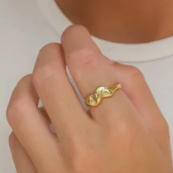 Zirkon ring i forgyldt sølv