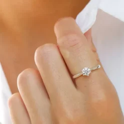 Zirkon ring i sølv